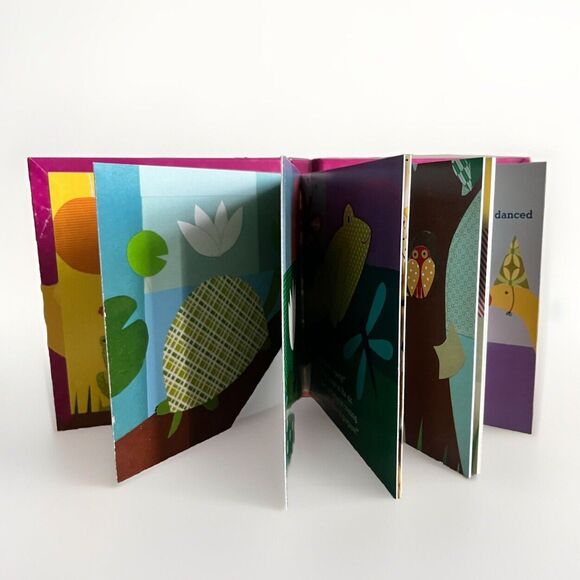 Mackenzie’s A Very Happy Birthday I see Me Personalized Children’s Book Hardbac - Picture 4 of 5